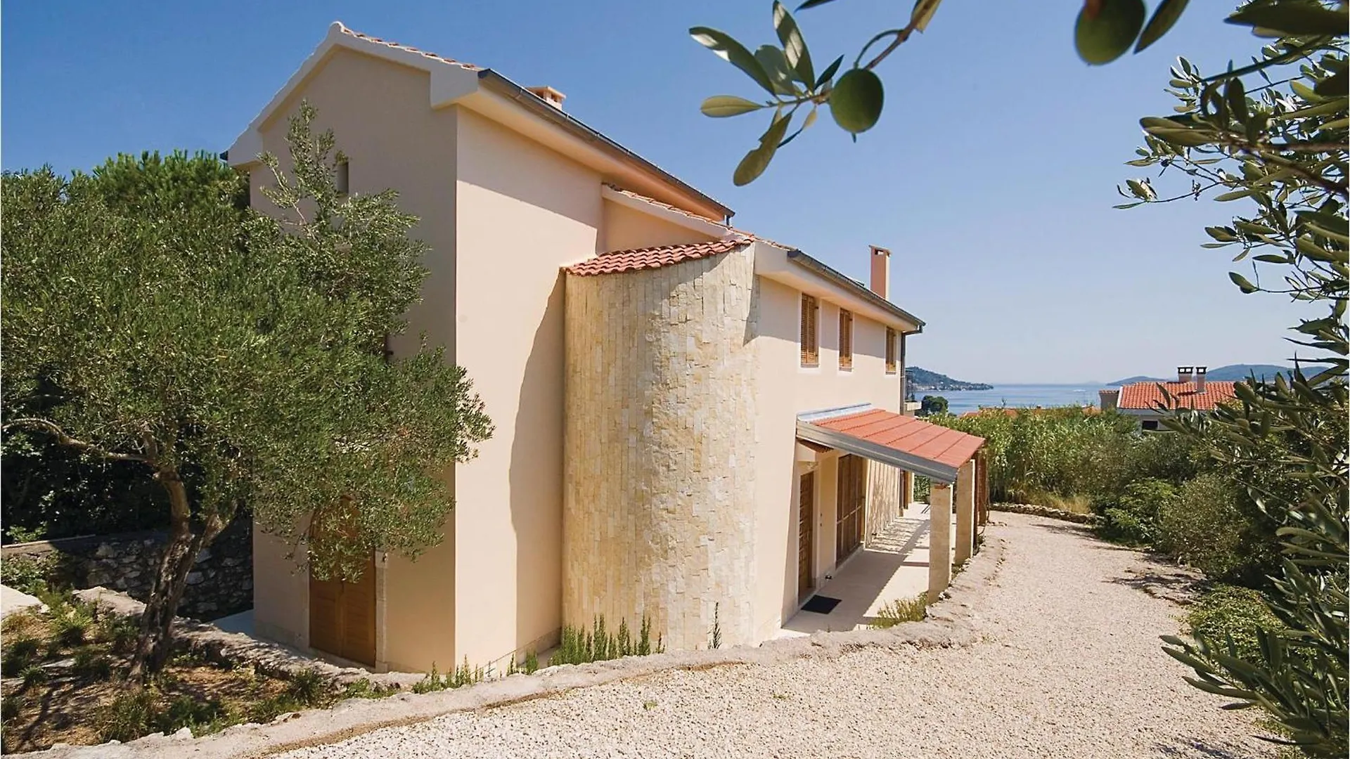 Stunning Home In Preko With Kitchen 0*,